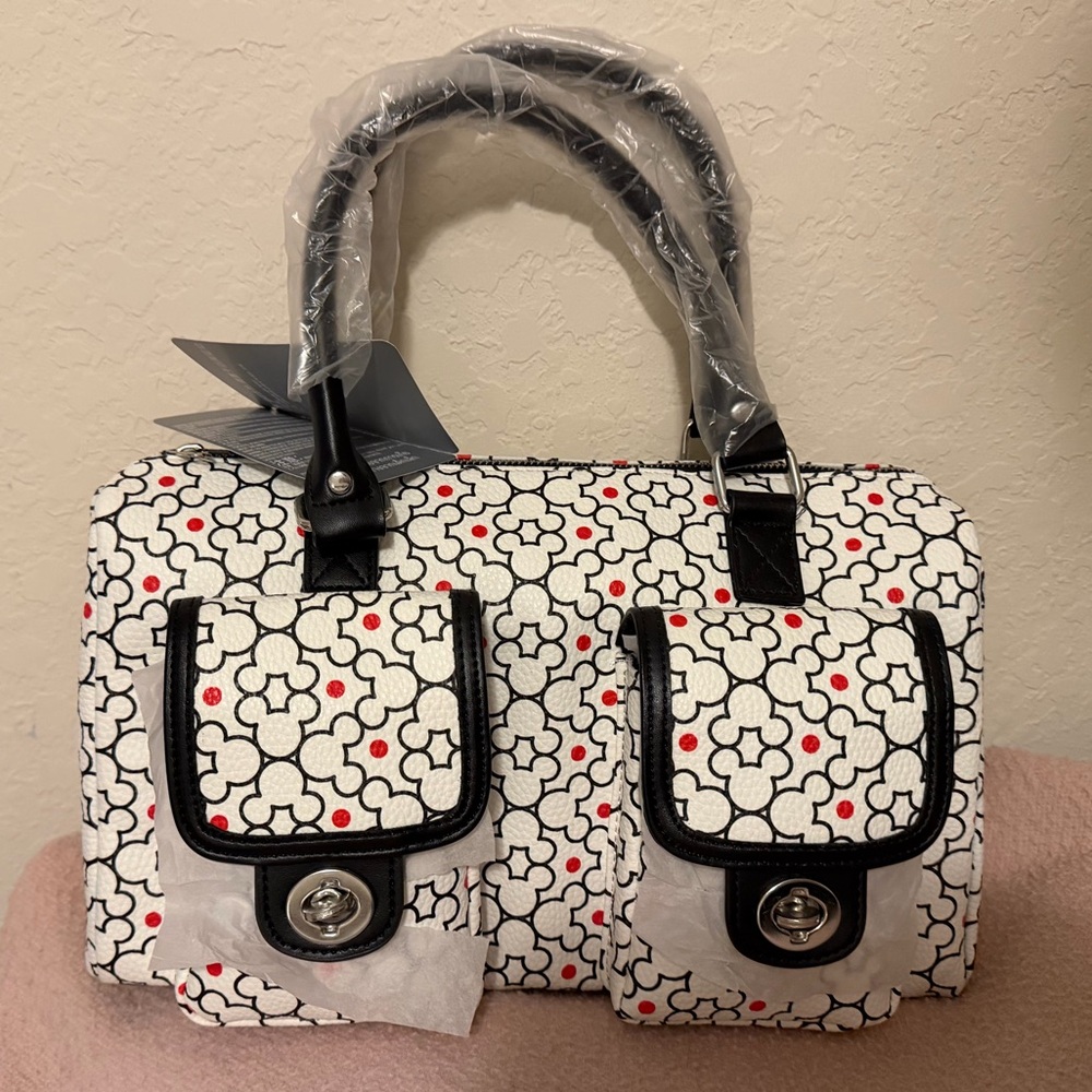 NWT DISNEY MINNIE MOUSE BLACK AND WHITE PURSE